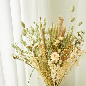 Dried Wild Flowers Bouquet: Natural Tones